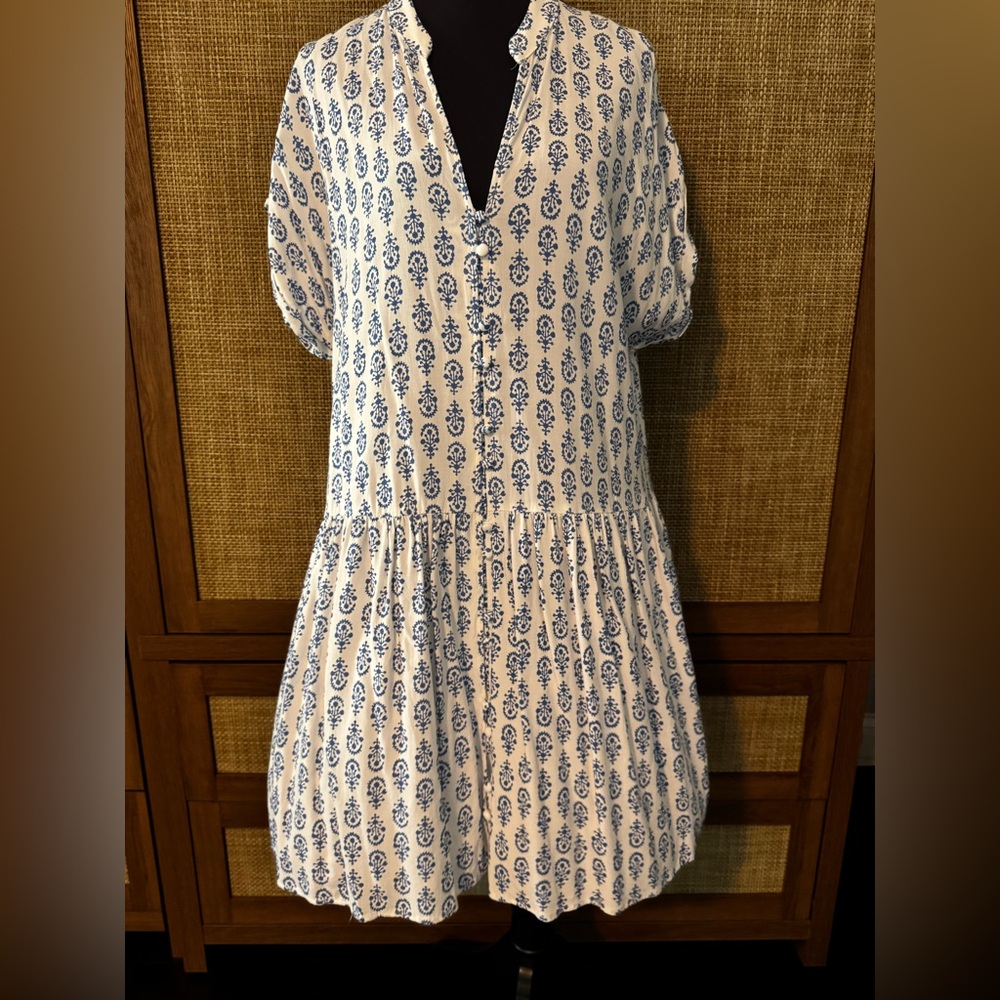 H&M Women’s White Mini Dress with Blue Paisley Print size small